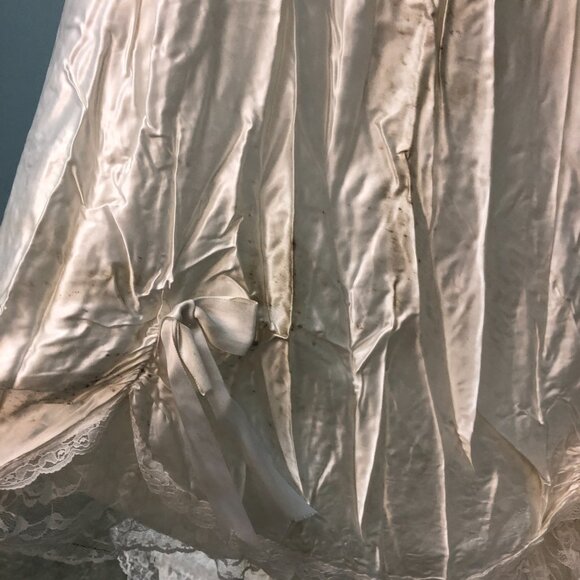 ZOMBIE Dead Corpse Bride, Halloween Wedding Dress, DAMAGED, Vintage Haunting - Picture 12 of 16